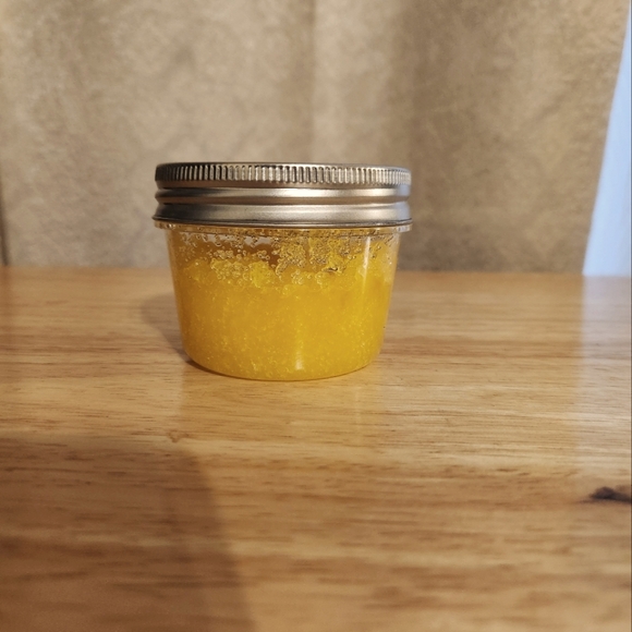 Mango sugar scrub-handcrafted - Picture 1 of 2